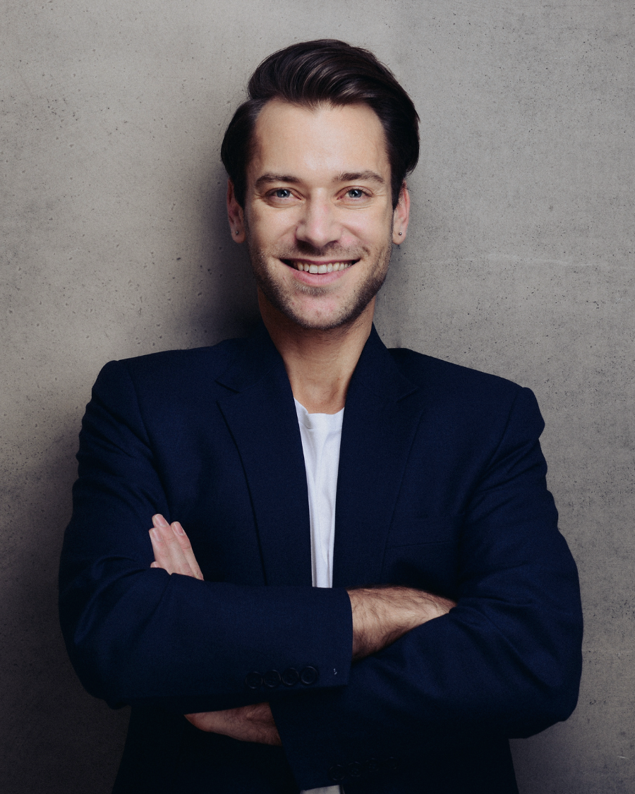 Porträt von Manuel Feneberg, Rhetoriktrainer und Keynote Speaker aus München